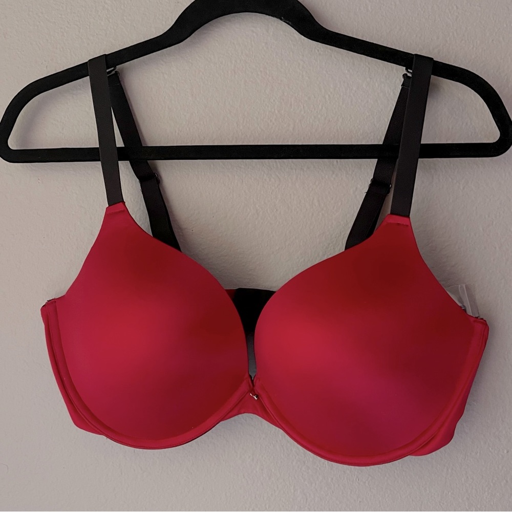 Frederick's of Hollywood Red Convertible Push Up Bra Halter Strap Ext 40DD NWT